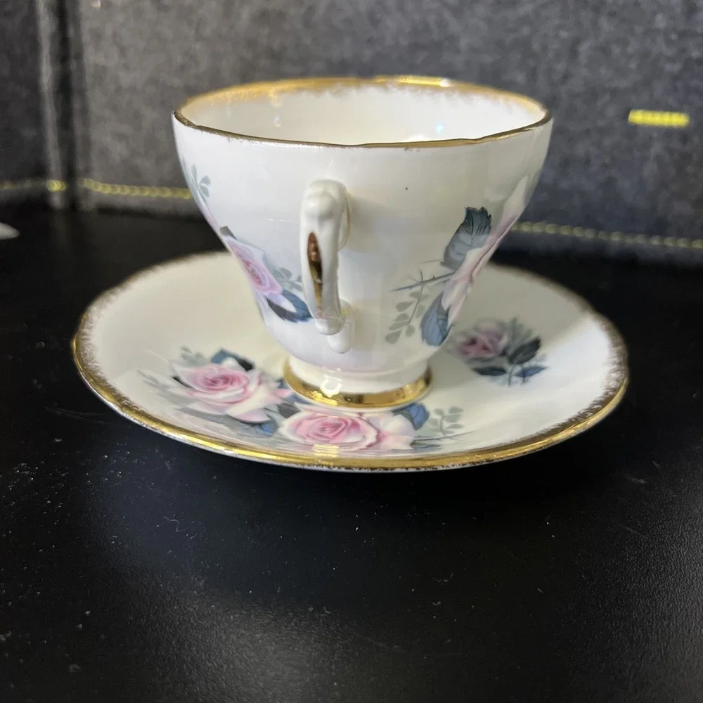Sutherland, Fine Bone China, teacup &‎ saucer, Pink Rose, England Gold Accent